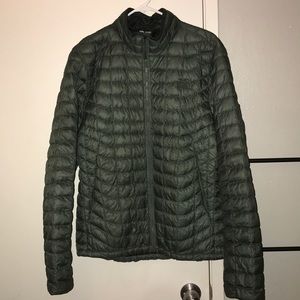 Northface Forrest Green Thermoball Puffer Jacket